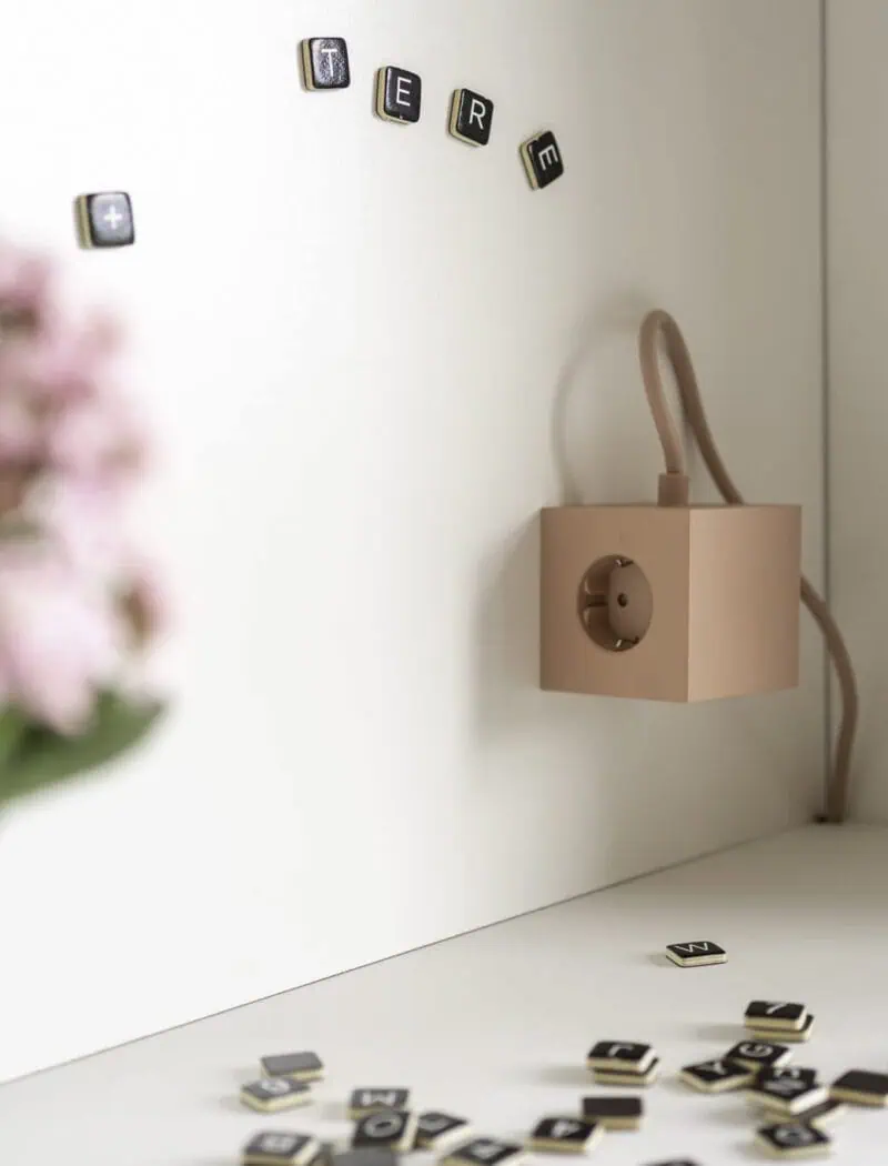 Lastetoa sisekujundus õrnades pastelsetes toonides.